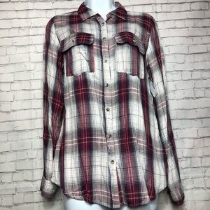 Maurices Long Sleeve Button Down Plaid Shirt Size Small